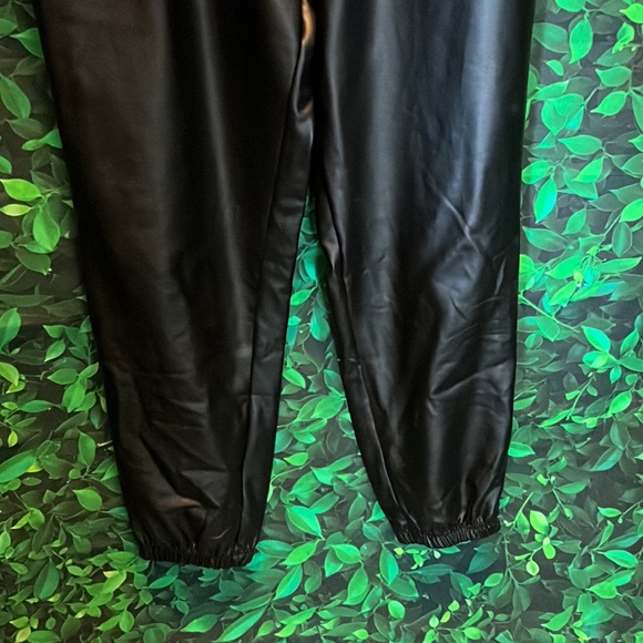 White leather romper - Picture 4 of 4